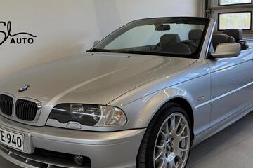 BMW 323
