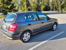 Nissan Almera