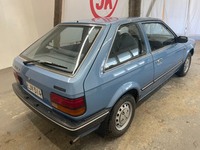 Mazda 323