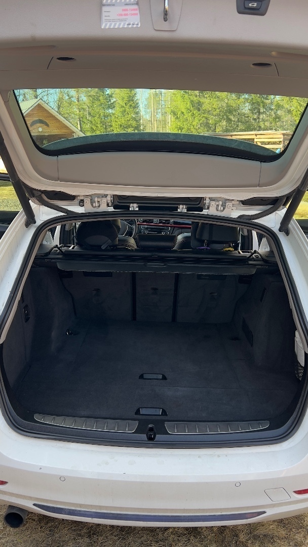 BMW 320 2015, kuva 7/7
