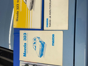 Mazda 323