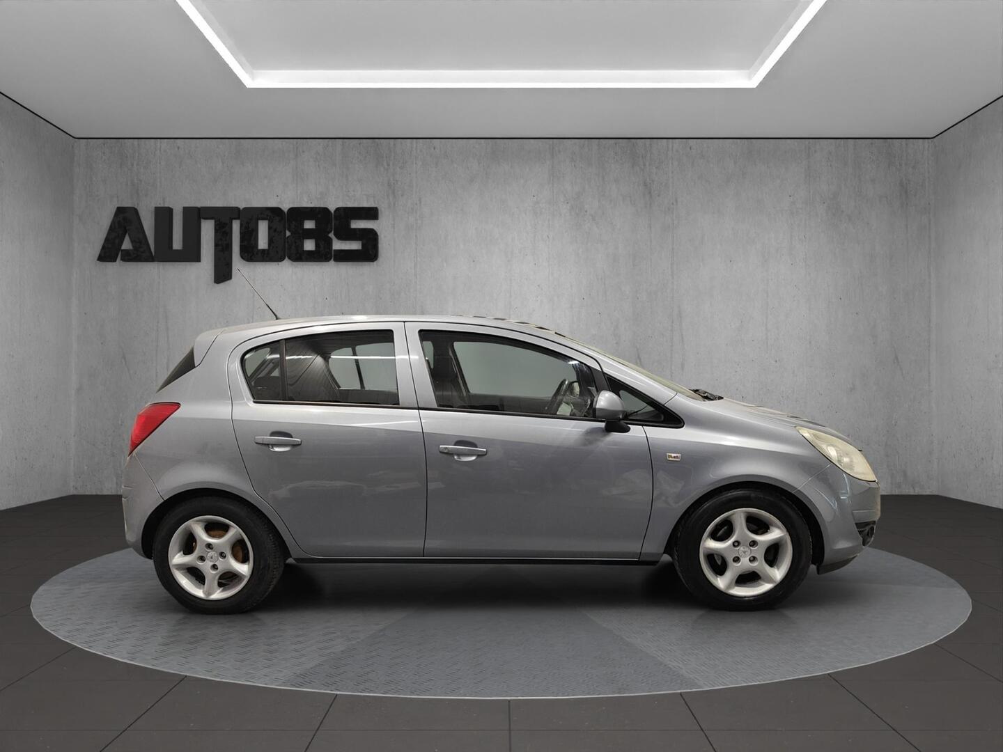 Opel Corsa 2008, photo 4/32
