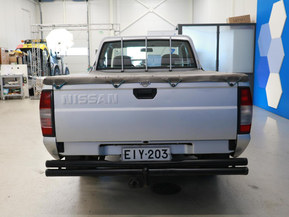 Nissan Pickup