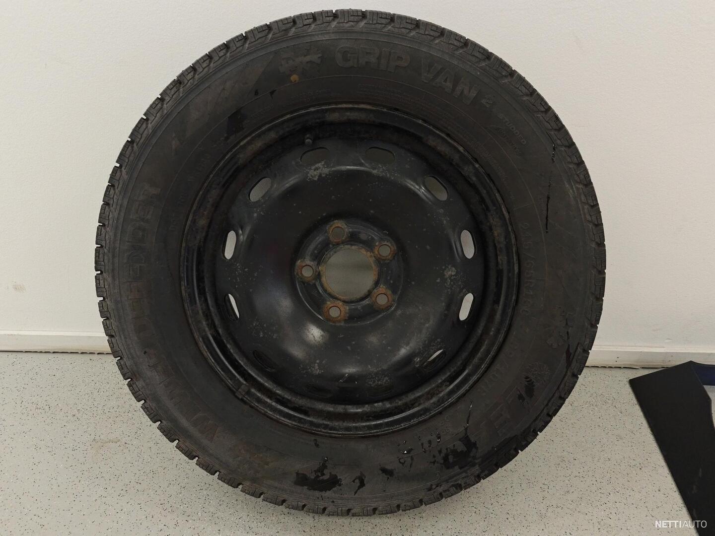28 / 30