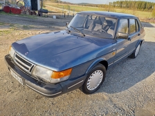 Saab 900