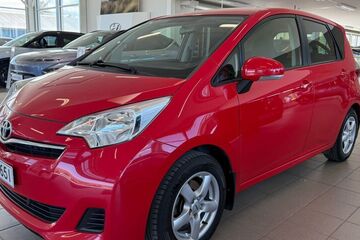 Toyota Verso-S