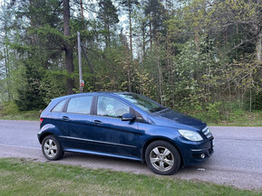 Mercedes-Benz B