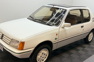 Peugeot 205