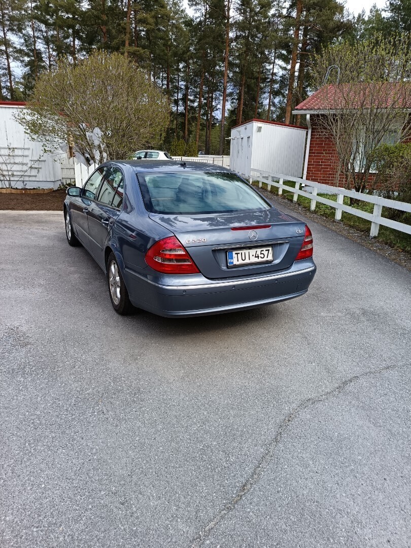 Mercedes-Benz E 2003, bild 2/7