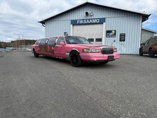 Lincoln Town Car