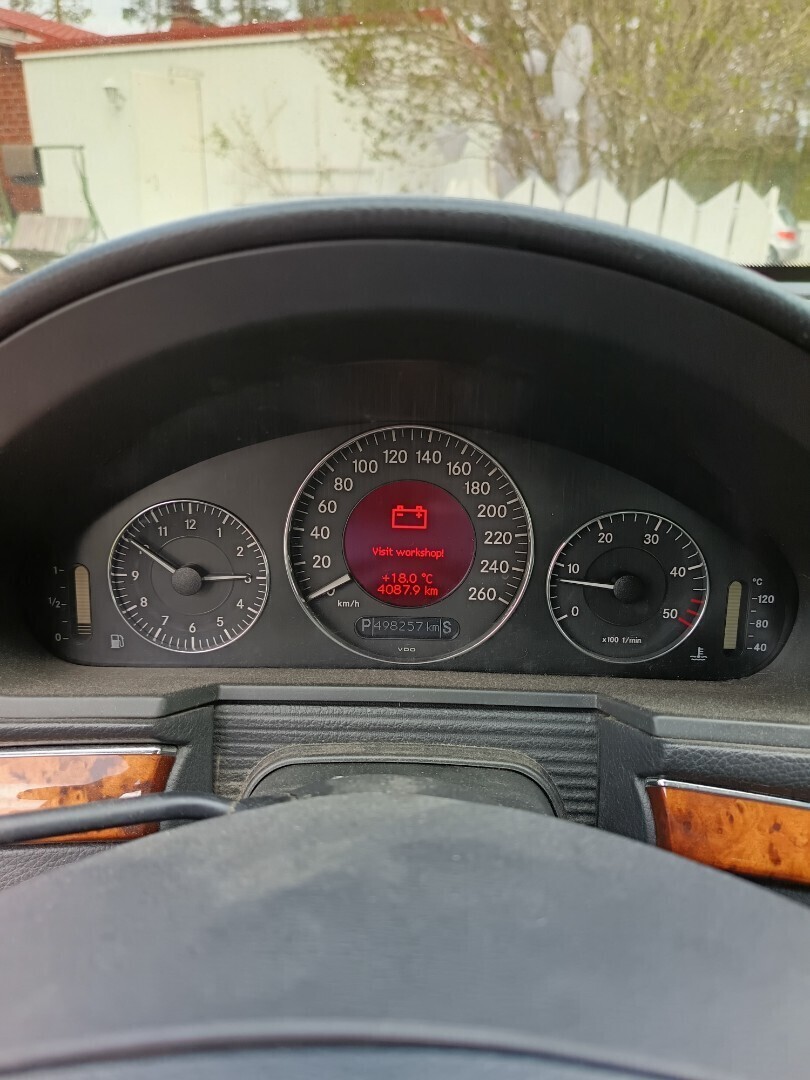 Mercedes-Benz E 2003, bild 7/7