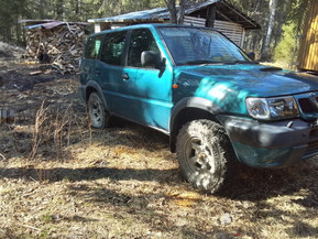 Nissan Terrano II