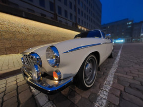 Volvo P1800