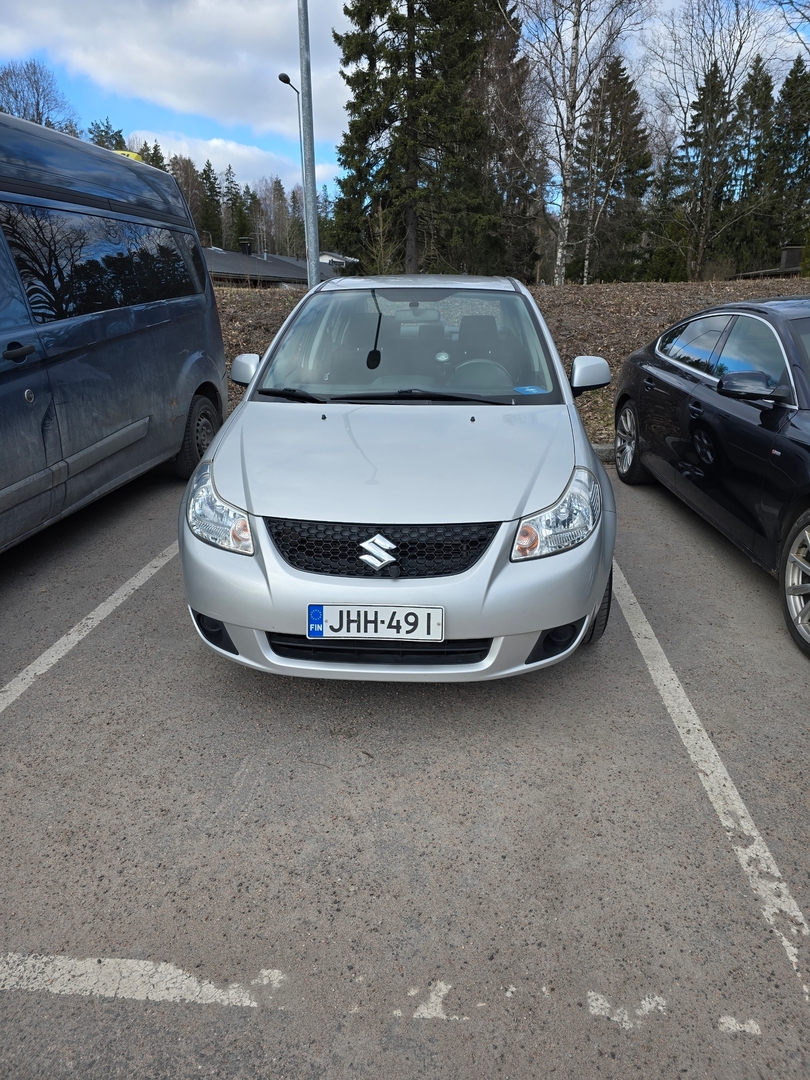 Suzuki SX4