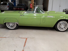 Ford Thunderbird