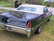 Cadillac De Ville