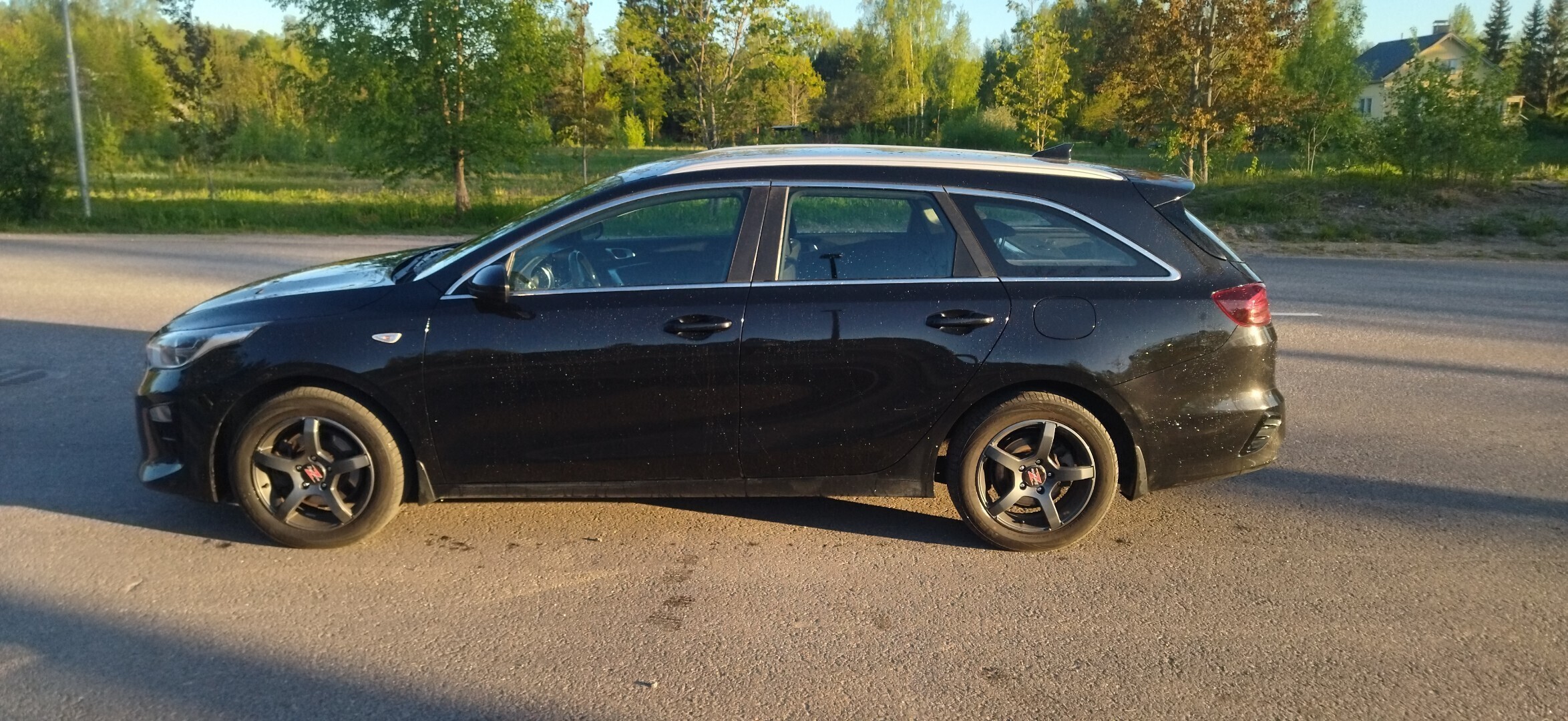 Kia Ceed 2021, bild 7/8