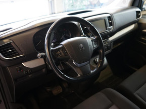 Peugeot Traveller