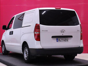 Hyundai H1 Van