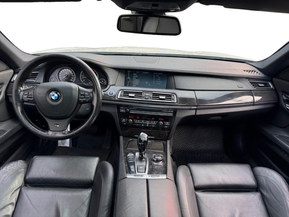 BMW 740