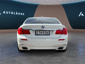BMW 740