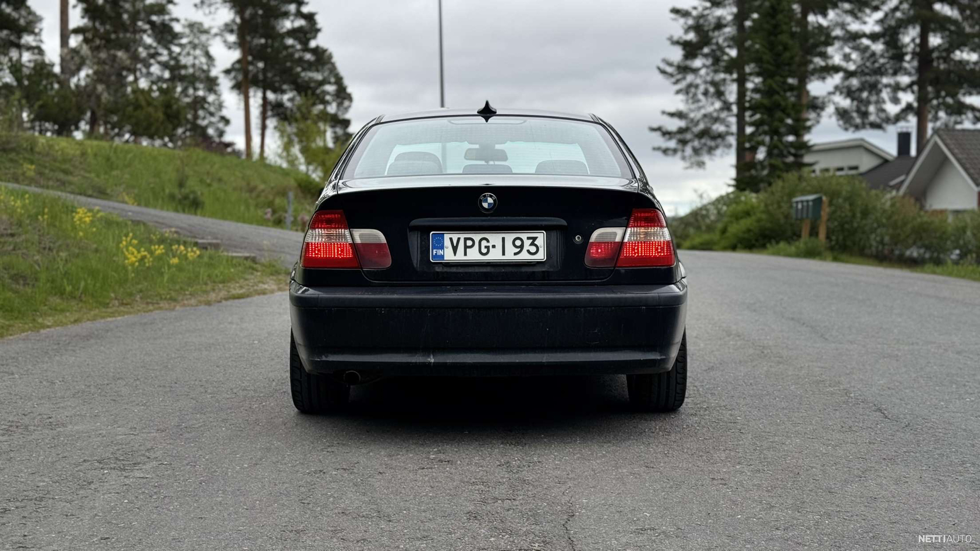 4 / 9