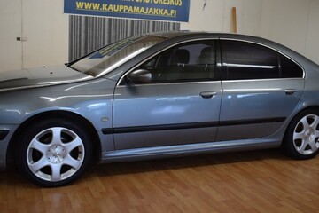 Peugeot 607