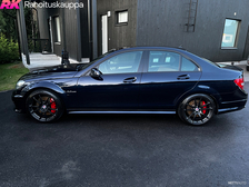 Mercedes-Benz C 63 AMG