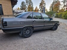 Audi 200