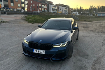 BMW 545