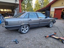 Audi 200