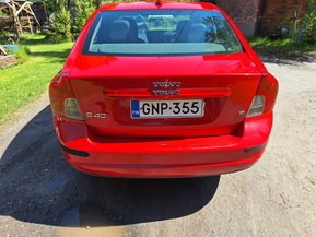 Volvo S40