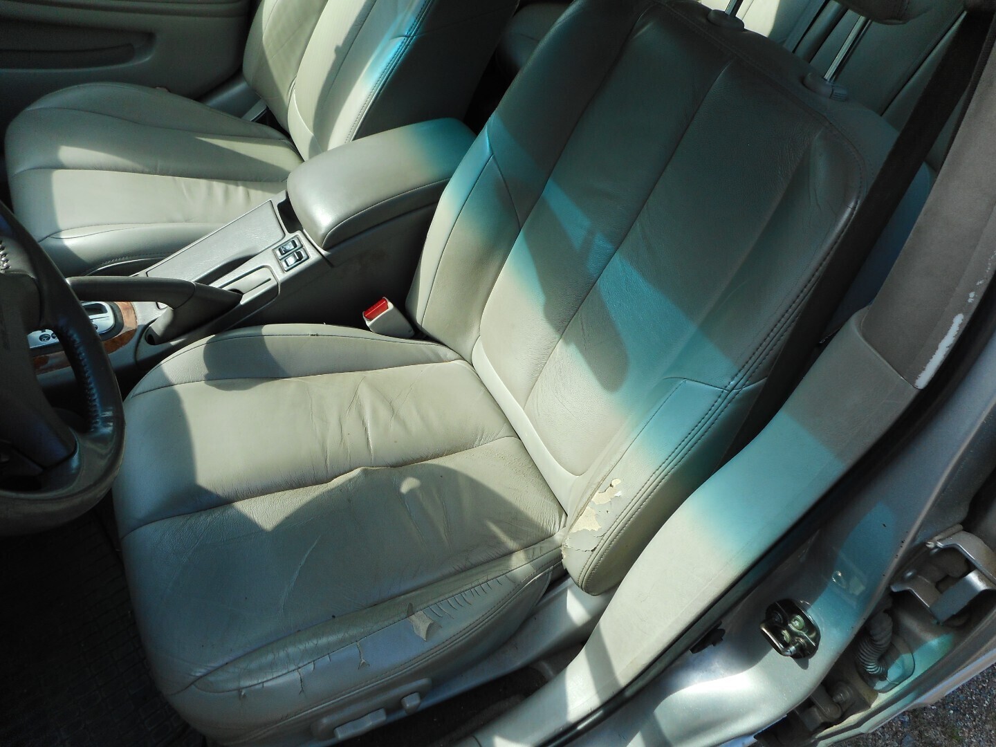 Nissan Maxima 2004, kuva 3/7