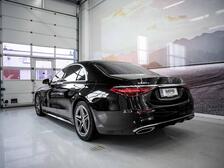 Mercedes-Benz S