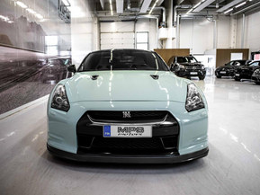 Nissan GT-R