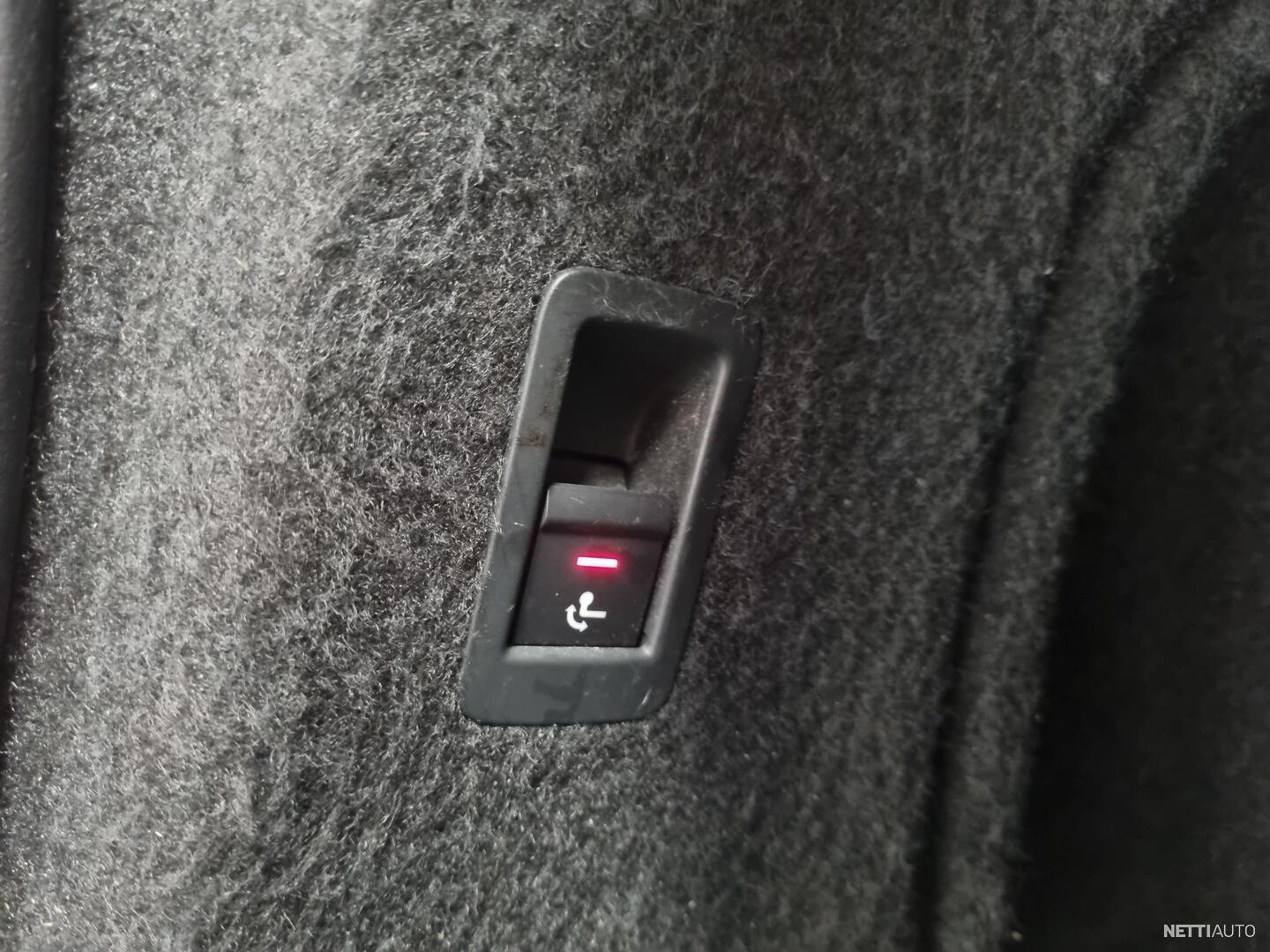 28 / 31