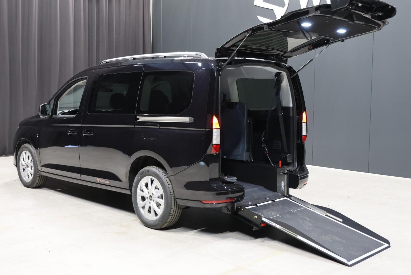 Ford Tourneo Connect 2.0TDCi A7 Titanium 2026, kuva 7/10