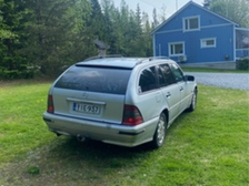 Mercedes-Benz 220
