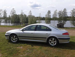 Peugeot 607