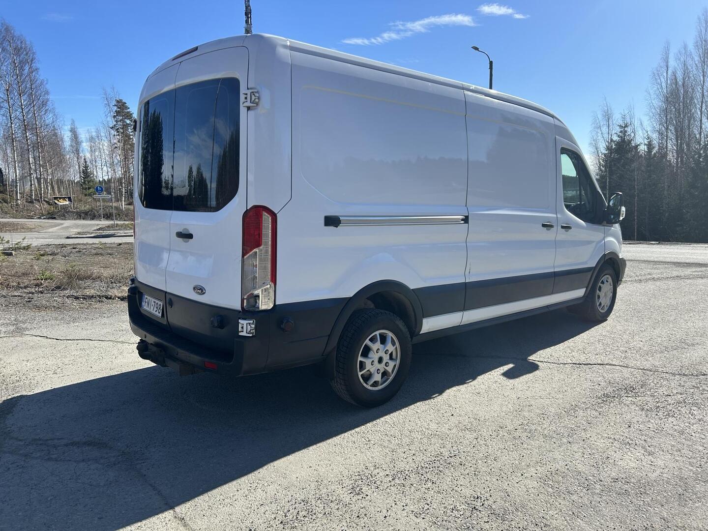 Ford Transit 2.0TDCI L3H2 2018, kuva 5/14