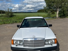 Mercedes-Benz 190