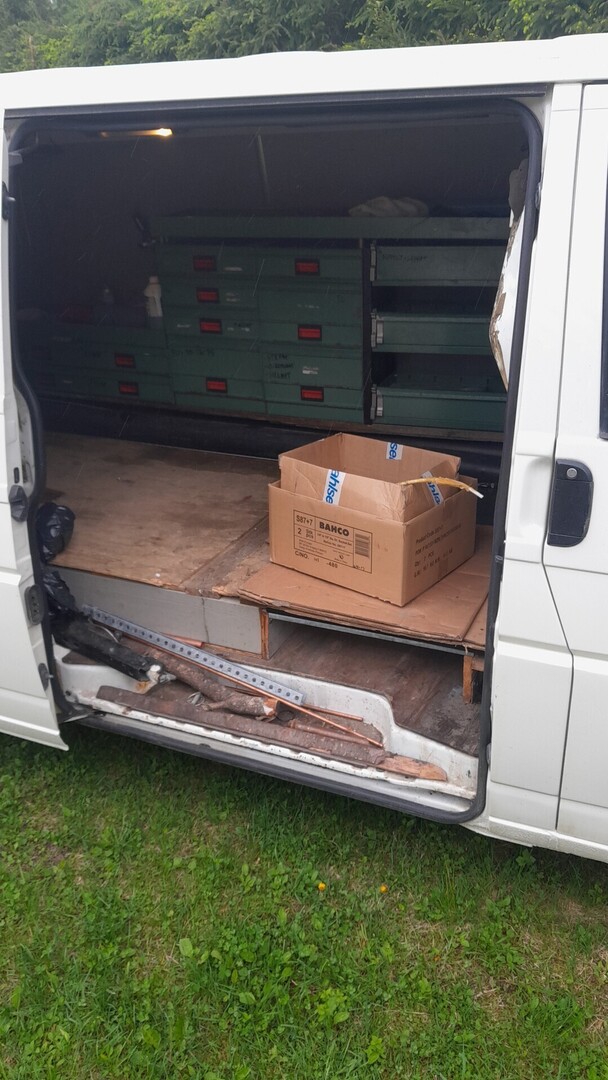 Volkswagen Transporter 2002, kuva 7/10