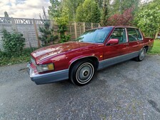 Cadillac De Ville