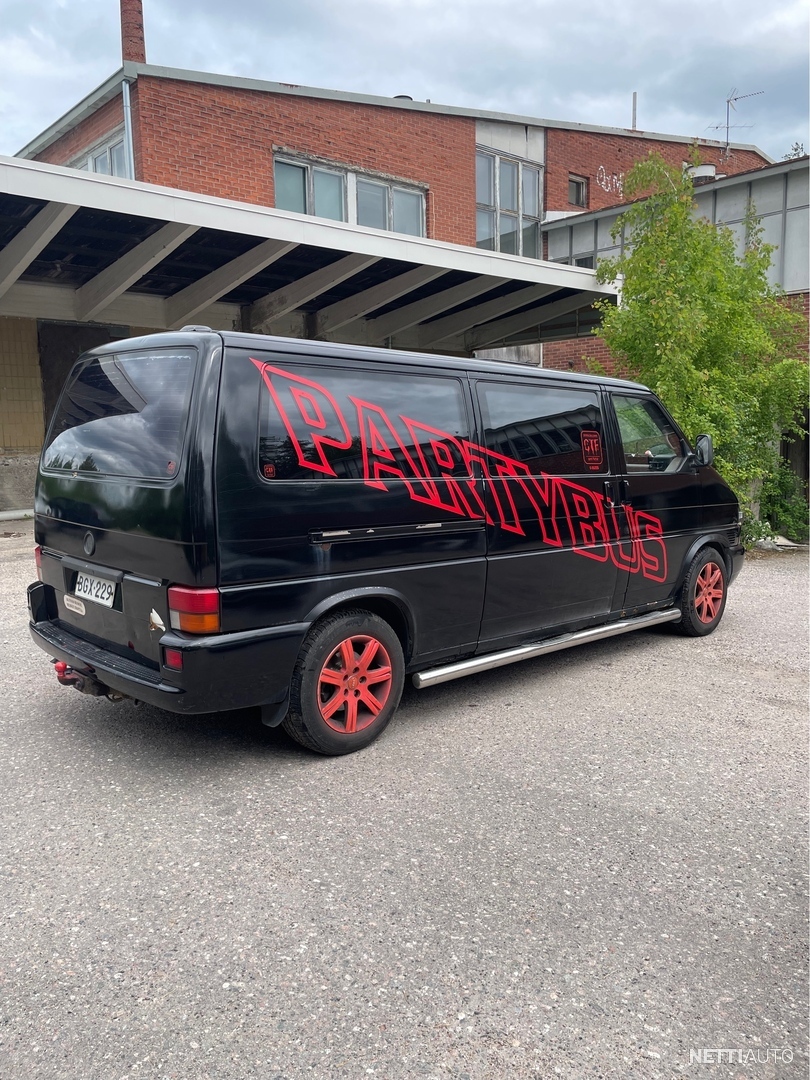 4 / 11
