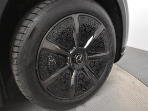 Mercedes-Benz EQS SUV