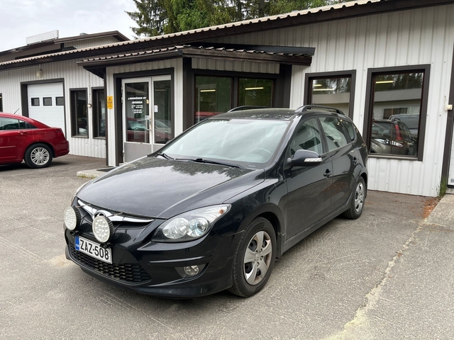 i30