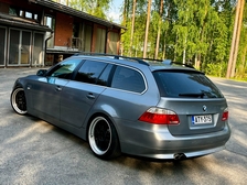 BMW 525