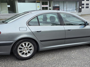 Peugeot 607