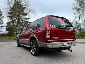 Ford Excursion