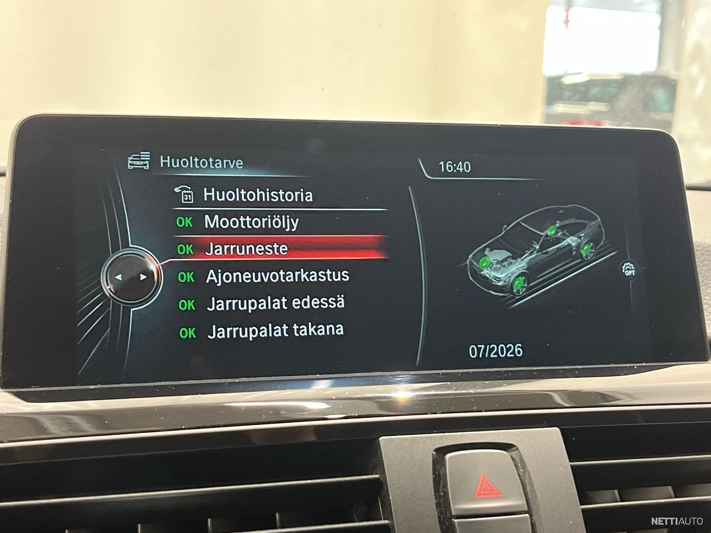29 / 34